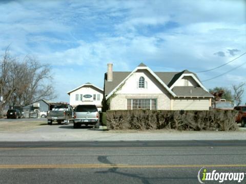 House built in 1929 for the Cook family before it was made commercial propery and we moved in in 1991.