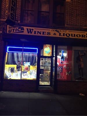 Utica Discount Wines & Liquors