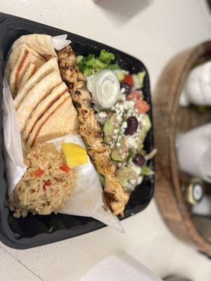 GREEK SPOT SPECIAL with chicken