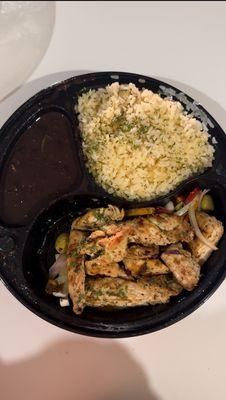 Grilled Chicken with rice and black beans