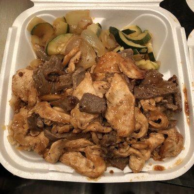 Japanese dinner combo of chicken and beef with onion and zucchini!