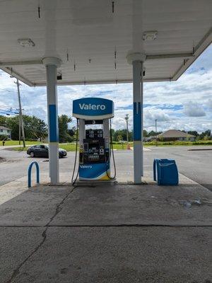 Valero, 154 Elm St, Potsdam