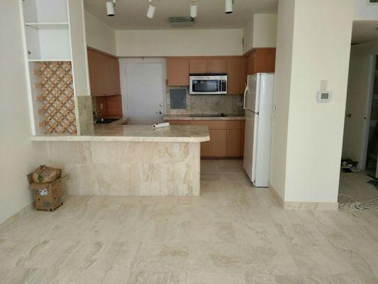 Honed finish Travertine
"Matte" Natural Completed