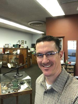 Hi, I'm Matt @ Ken's Optical and I look forward to helping you with your eyeglasses.