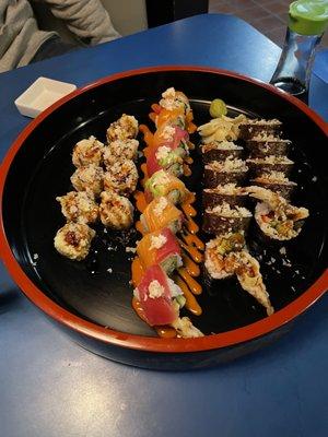 Spider roll, volcano roll and drawing a blank on the 3rd roll.