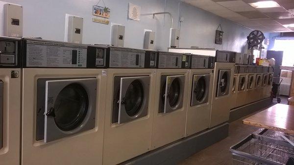 Lots of washers (more that's not in this photo)!