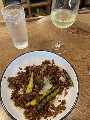 Grain bowl with mushrooms, asparagus & Parmesan cheese! I would return just to order this again!