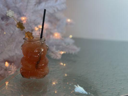 Blanco Bear (blanco tequila, blood orange, vanilla, agave, lime.)