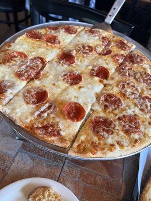 Large pizza with Alfredo and pepperoni