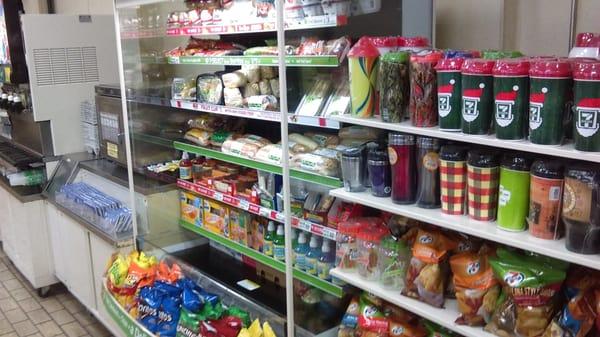 Gifts and fresh snacks in one stop.