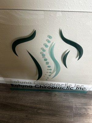 Scoliosis expert here ! So it's the meaning behind the logo.