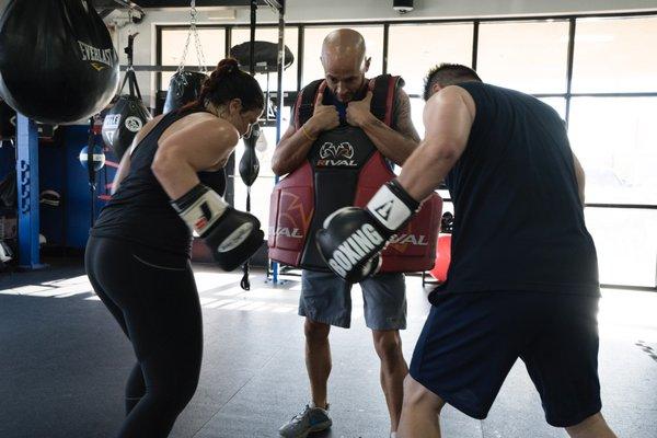 Boxing and Kickboxing Class