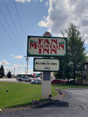 Welcome to Fan Mountain Inn!