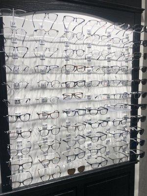 Offers a huge variety of frames!