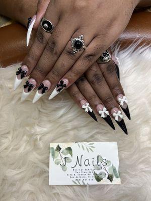 From j nails design