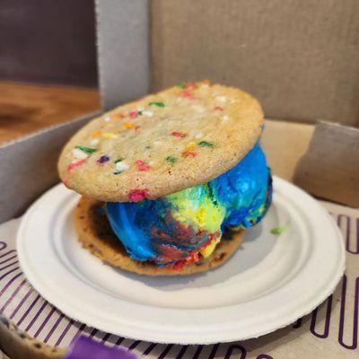 Superman IceCreamWich