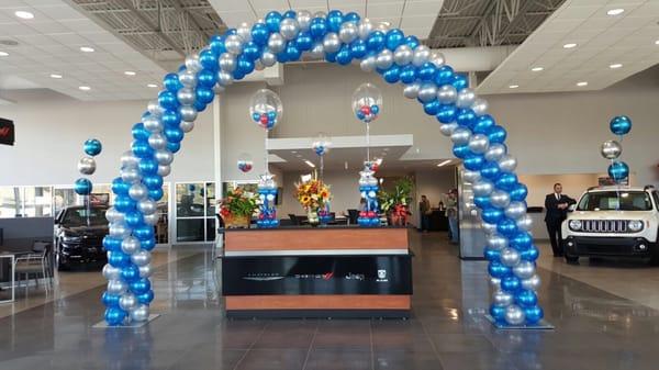 Car dealership balloon decor