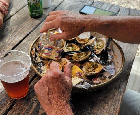 Fried oysters with a yingling.