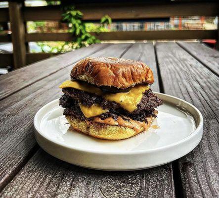 Smash'd Signature Burger - double cheeseburger