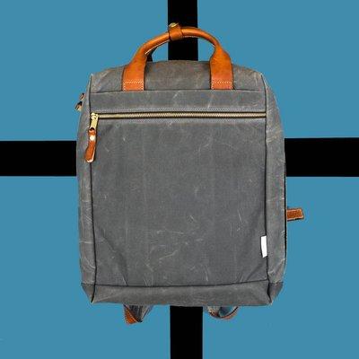 Metro Waxed Backpack in charcoal