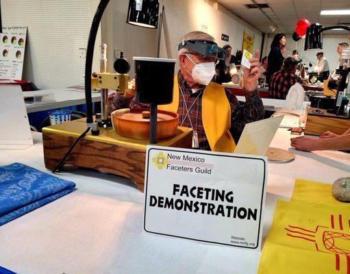 Faceting Demonstration