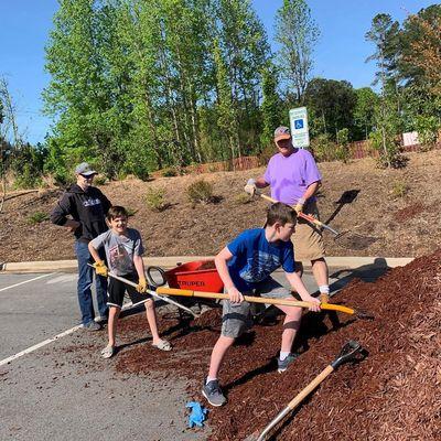 Service day with mulch