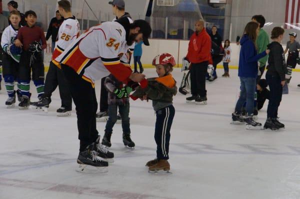 Kids Club Skate with the team 2015-16