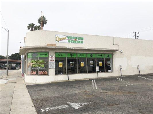 Customer parking available. 221 S. Oxnard Blvd. Oxnard Ca | 805.240.1200