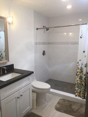 Recent bathroom remodeled by Arch.  Pleased with the work!