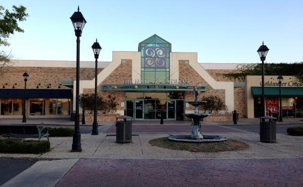 Main mall entrance.