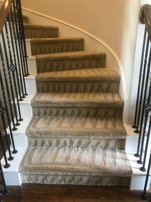 Plano, TX residential stairs carpet cleaning. Pet Stain Removal & Deodorizer cleaning.