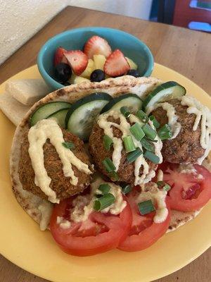 Falafel with Fruit Cup