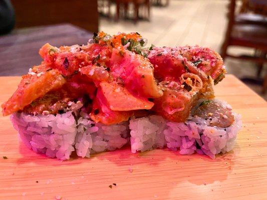 L&A sashimi roll - piled high with delicious sashimi (01/2023)