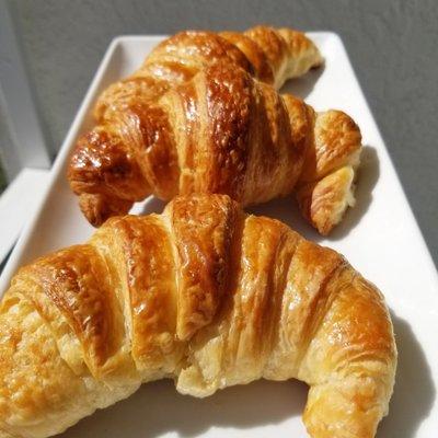 CROISSANTS