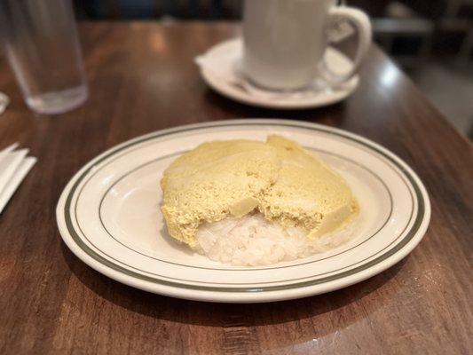 Sticky Rice with Thai Custard