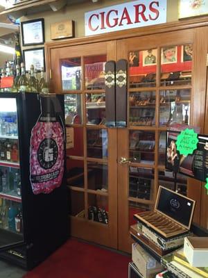 Cigar room!