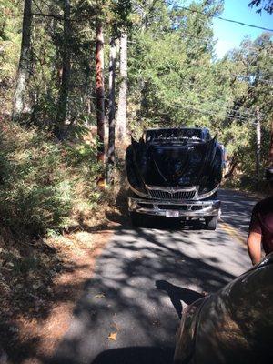 Limo bus BREAKDOWN on the way up Spring Mountain in Napa Valley.  Poor vehicle performance and lack of safety equipment.