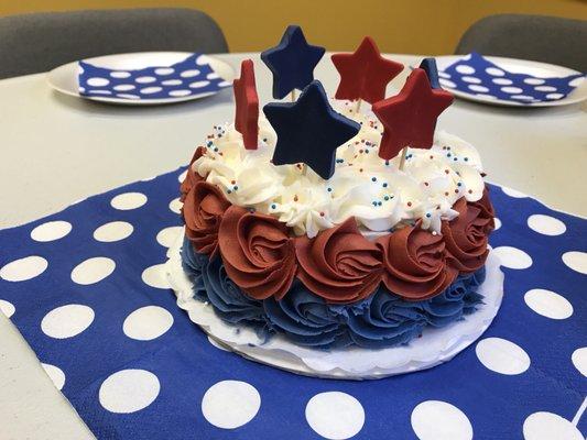 Perfect 4th of July mini cake. Served our office of 6