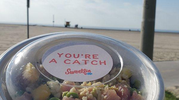 Poke bowl at the beach