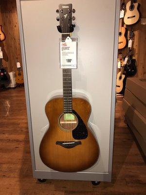 Yamaha Acoustic guitar