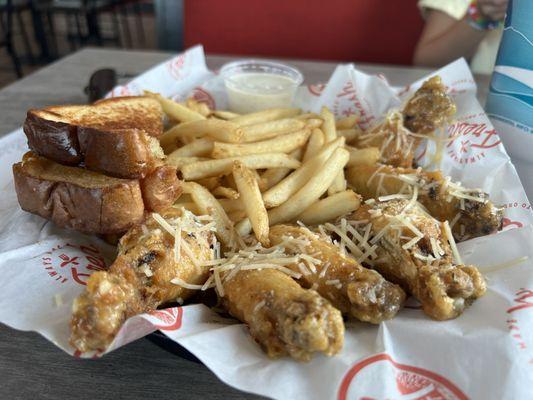 Garlic Parmesan 6 Wing Meal