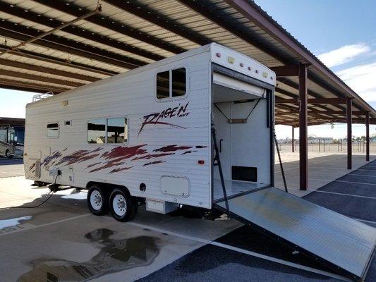 2001 Ragen 24ft toyhauler