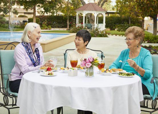 Residents Dining in Courtyard