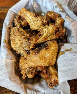 Blackened garlic wings