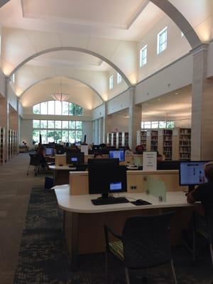 Lots of computers available in comfortable well lot seating sections