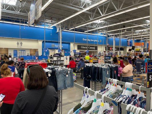 Craziest Walmart. And it's not even Black Friday.