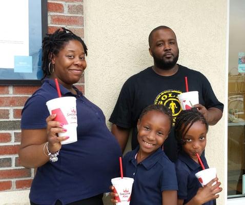 This family loves Smoothie King!