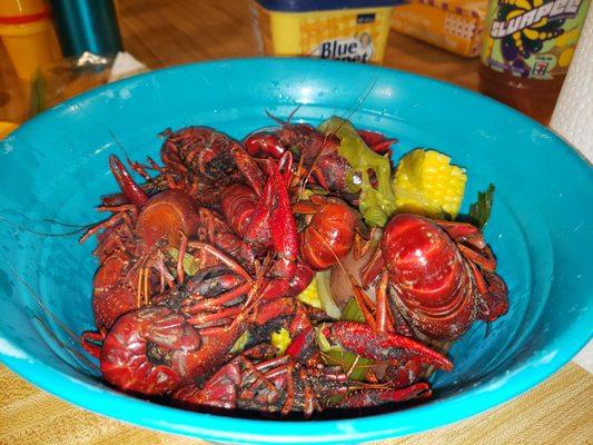 Corn red potatoes sausage and crawfish