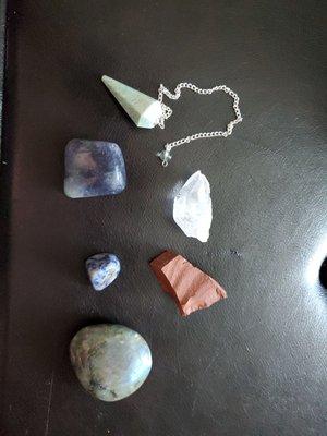 Amazonite pendulum, quartz, labradorite, red jasper (free for wearing a mask), sodalite, iolite