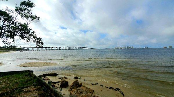 Southeast view of the causeway from the visitor center park on Navarre Parkway